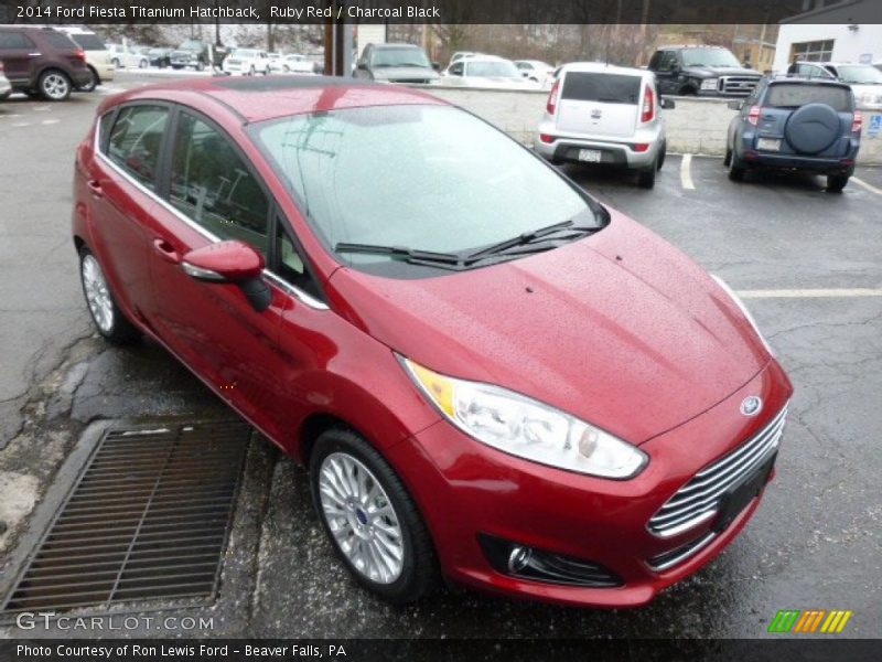 Front 3/4 View of 2014 Fiesta Titanium Hatchback