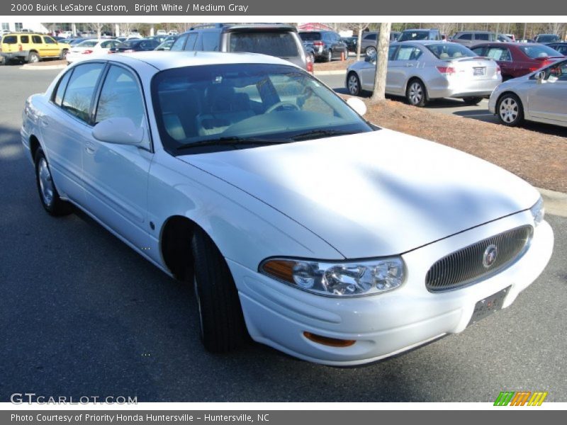 Bright White / Medium Gray 2000 Buick LeSabre Custom