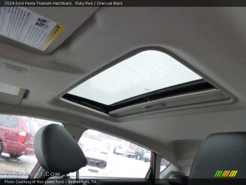 Sunroof of 2014 Fiesta Titanium Hatchback
