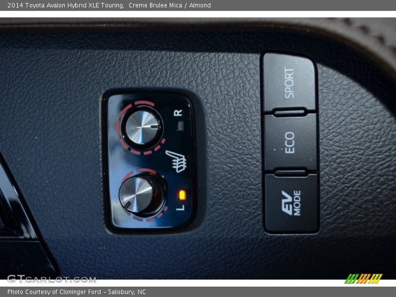 Creme Brulee Mica / Almond 2014 Toyota Avalon Hybrid XLE Touring