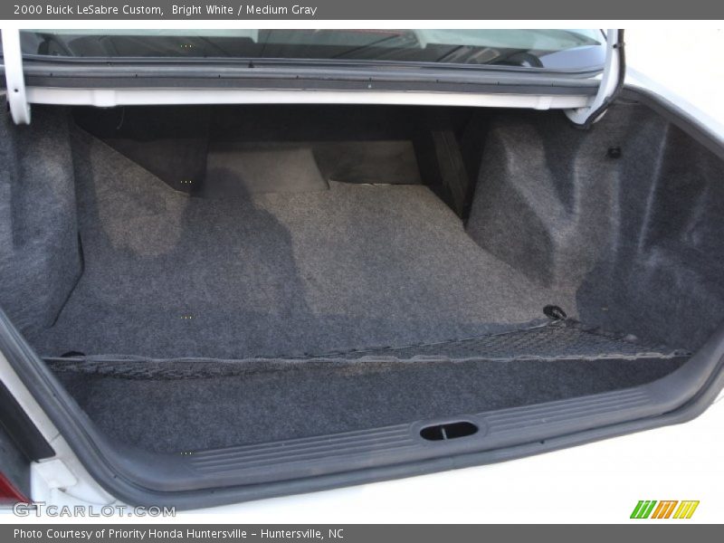 Bright White / Medium Gray 2000 Buick LeSabre Custom