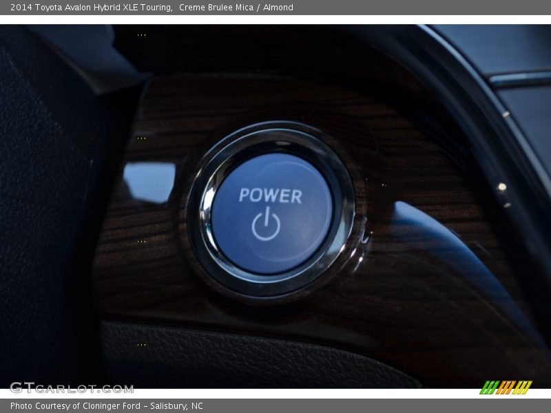 Creme Brulee Mica / Almond 2014 Toyota Avalon Hybrid XLE Touring