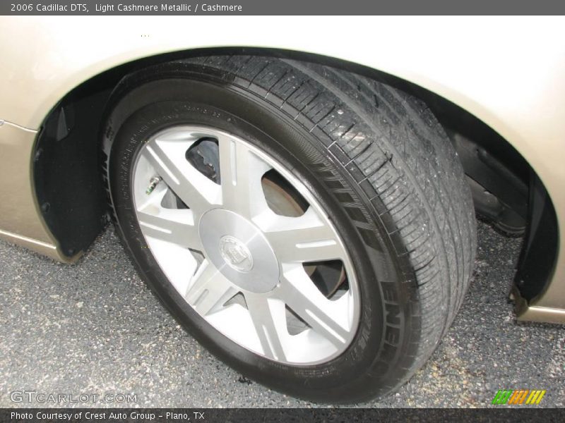 Light Cashmere Metallic / Cashmere 2006 Cadillac DTS
