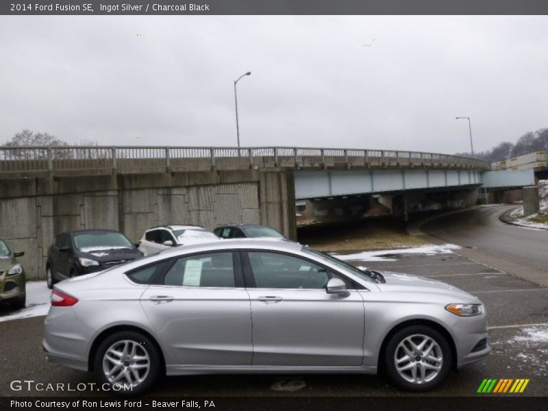 Ingot Silver / Charcoal Black 2014 Ford Fusion SE