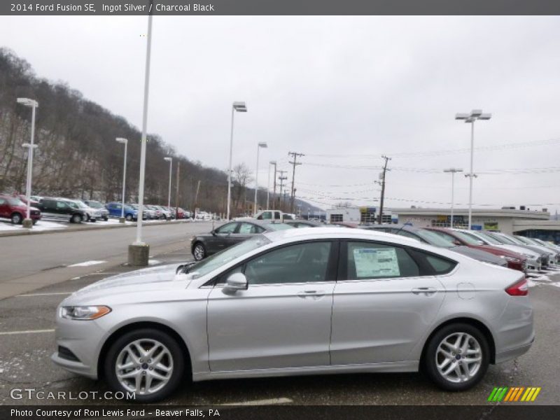 Ingot Silver / Charcoal Black 2014 Ford Fusion SE