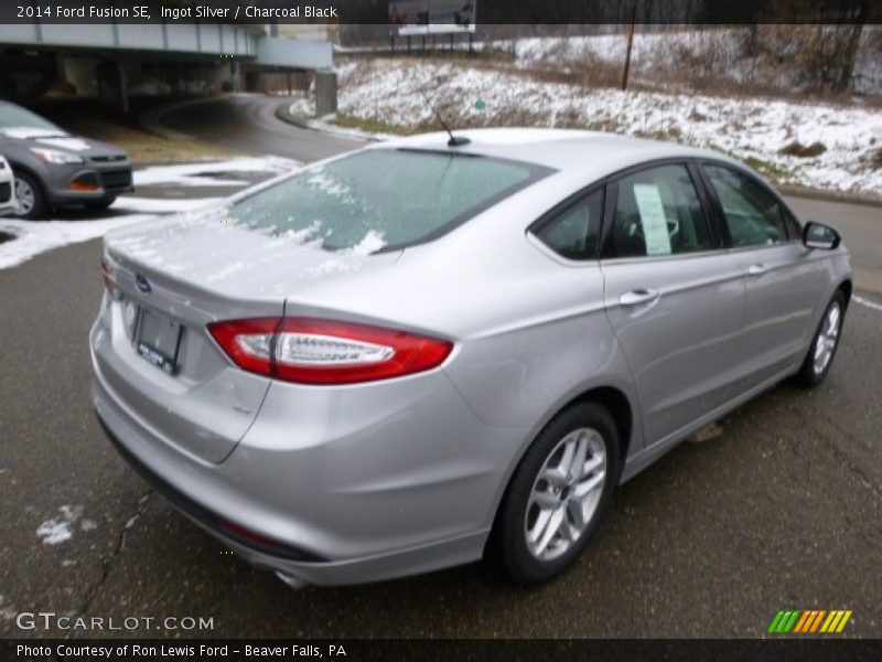 Ingot Silver / Charcoal Black 2014 Ford Fusion SE