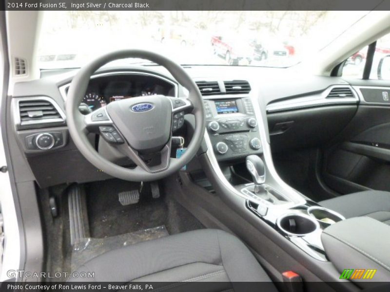 Ingot Silver / Charcoal Black 2014 Ford Fusion SE