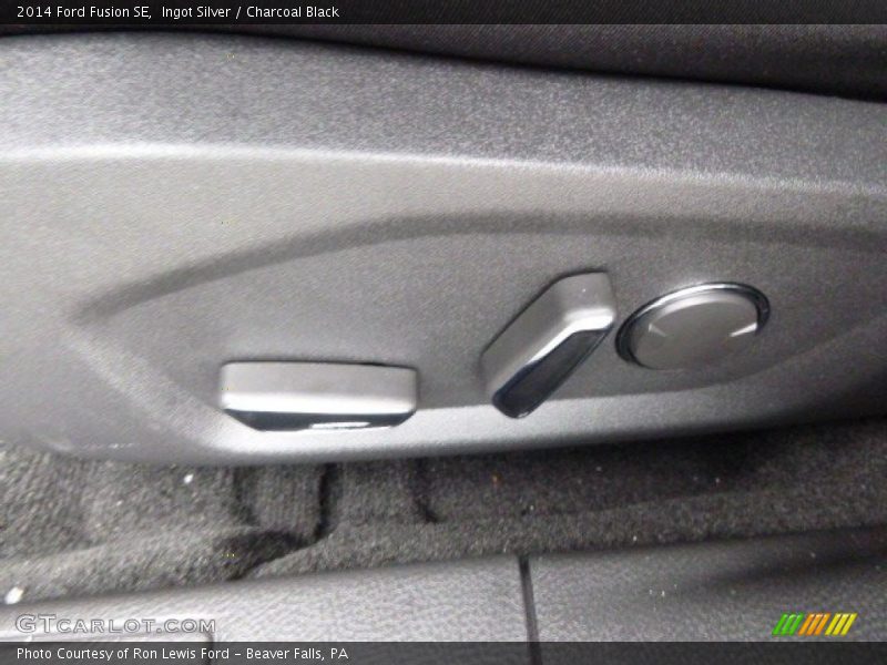 Ingot Silver / Charcoal Black 2014 Ford Fusion SE