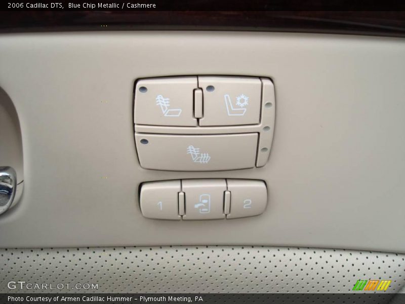Blue Chip Metallic / Cashmere 2006 Cadillac DTS