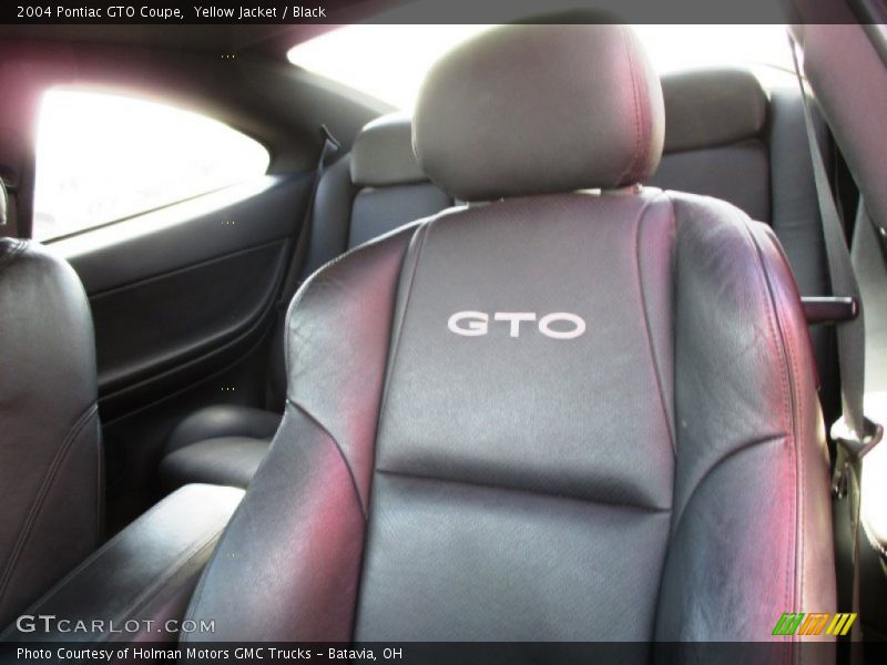 Yellow Jacket / Black 2004 Pontiac GTO Coupe