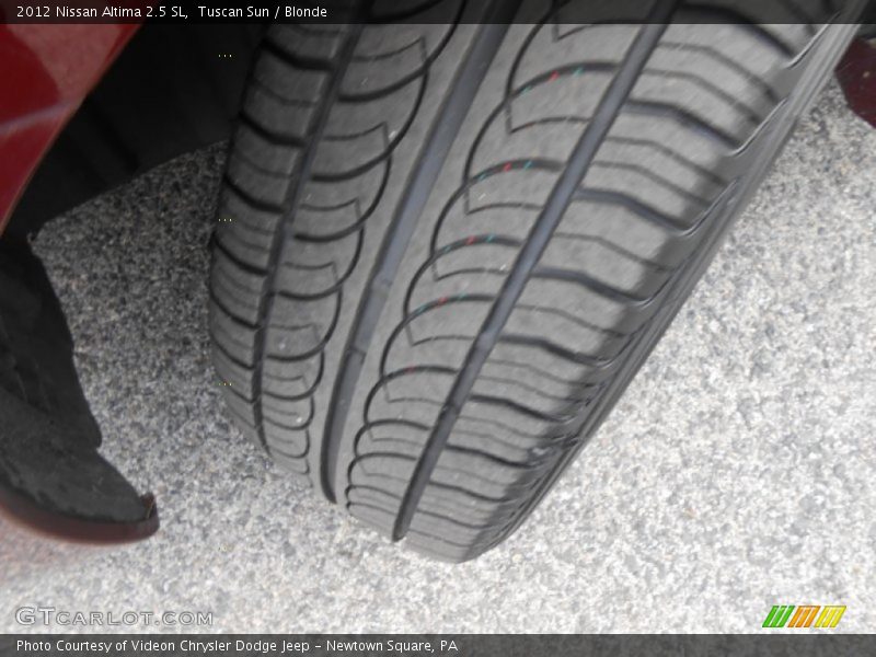 Tuscan Sun / Blonde 2012 Nissan Altima 2.5 SL