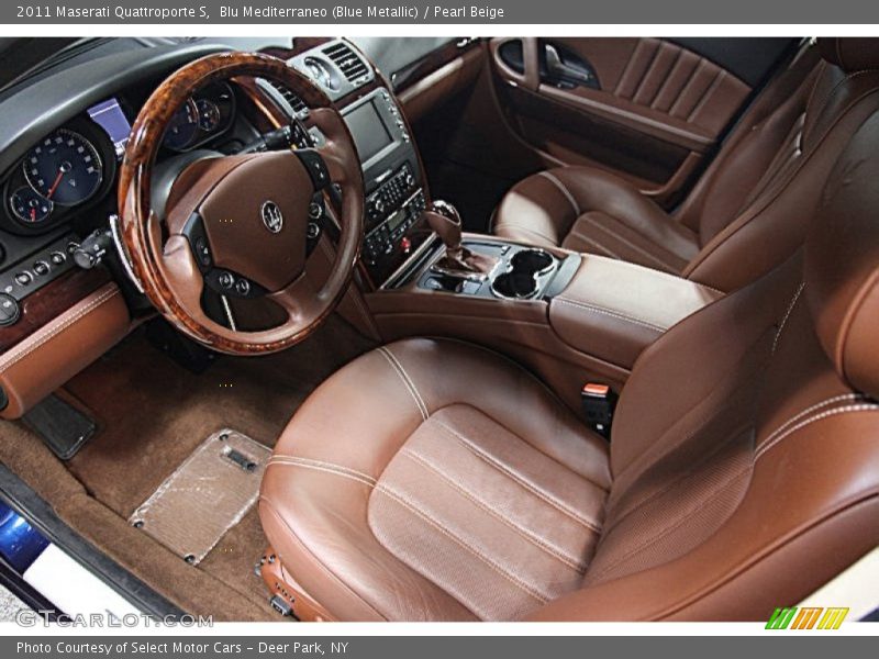 Blu Mediterraneo (Blue Metallic) / Pearl Beige 2011 Maserati Quattroporte S