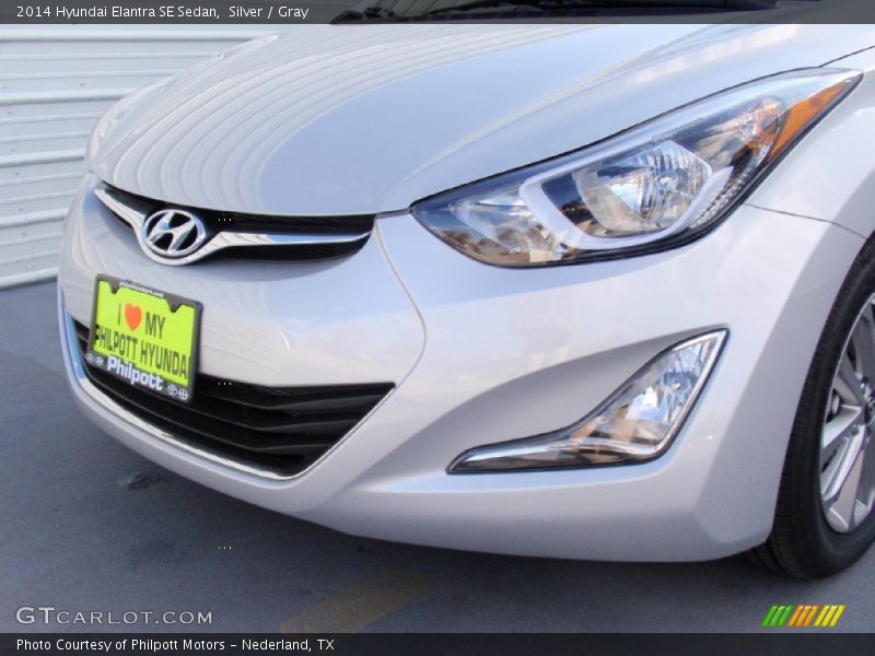 Silver / Gray 2014 Hyundai Elantra SE Sedan