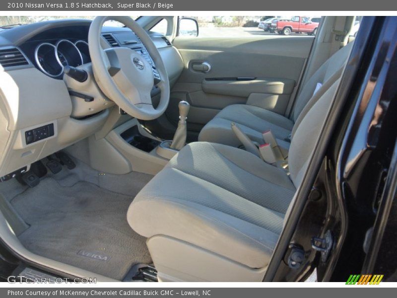 Super Black / Beige 2010 Nissan Versa 1.8 S Hatchback