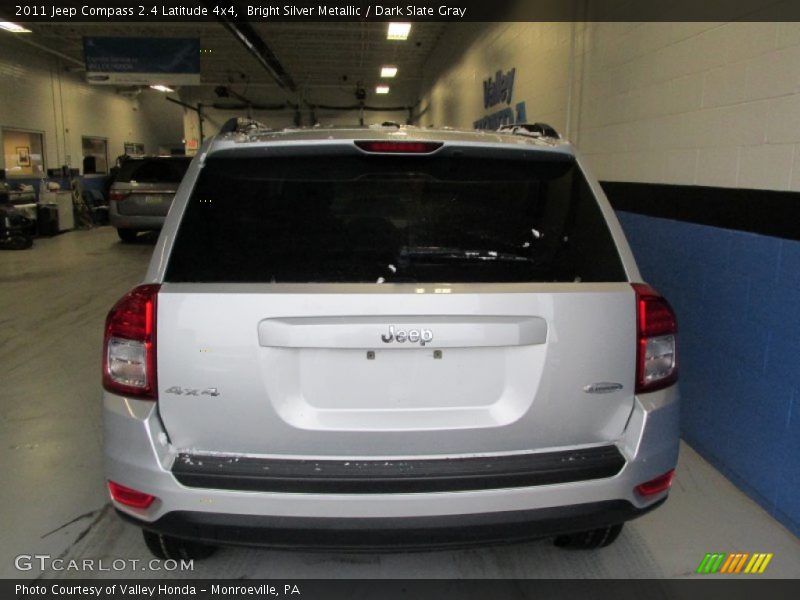 Bright Silver Metallic / Dark Slate Gray 2011 Jeep Compass 2.4 Latitude 4x4