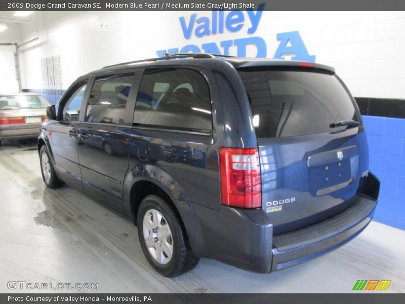 Modern Blue Pearl / Medium Slate Gray/Light Shale 2009 Dodge Grand Caravan SE
