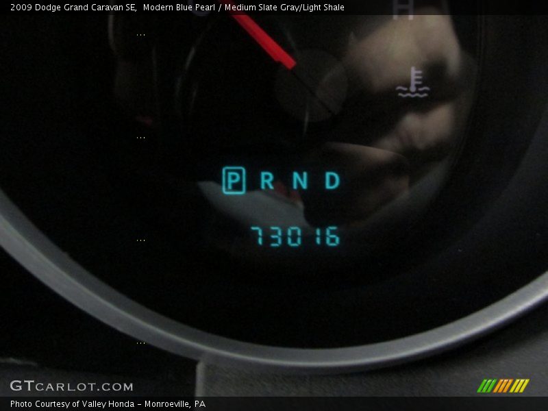 Modern Blue Pearl / Medium Slate Gray/Light Shale 2009 Dodge Grand Caravan SE