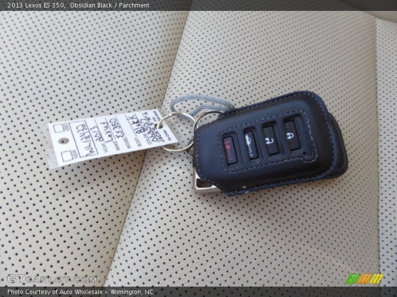 Obsidian Black / Parchment 2013 Lexus ES 350
