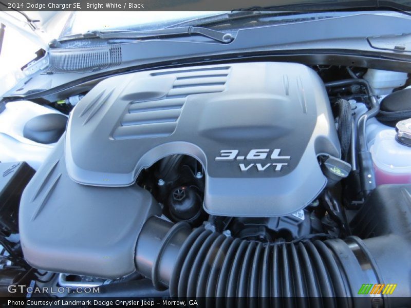 Bright White / Black 2014 Dodge Charger SE