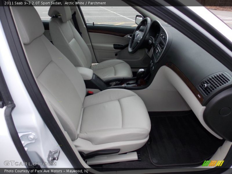 Arctic White / Parchment 2011 Saab 9-3 2.0T Sport Sedan