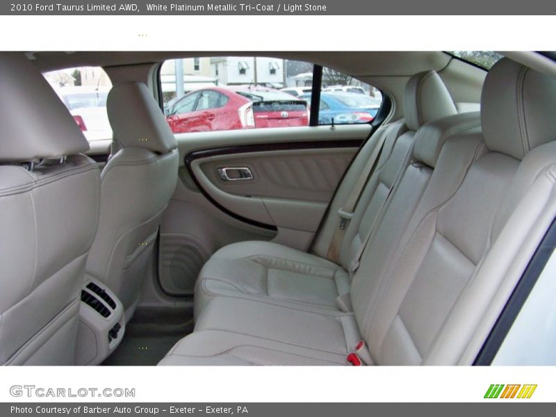 White Platinum Metallic Tri-Coat / Light Stone 2010 Ford Taurus Limited AWD