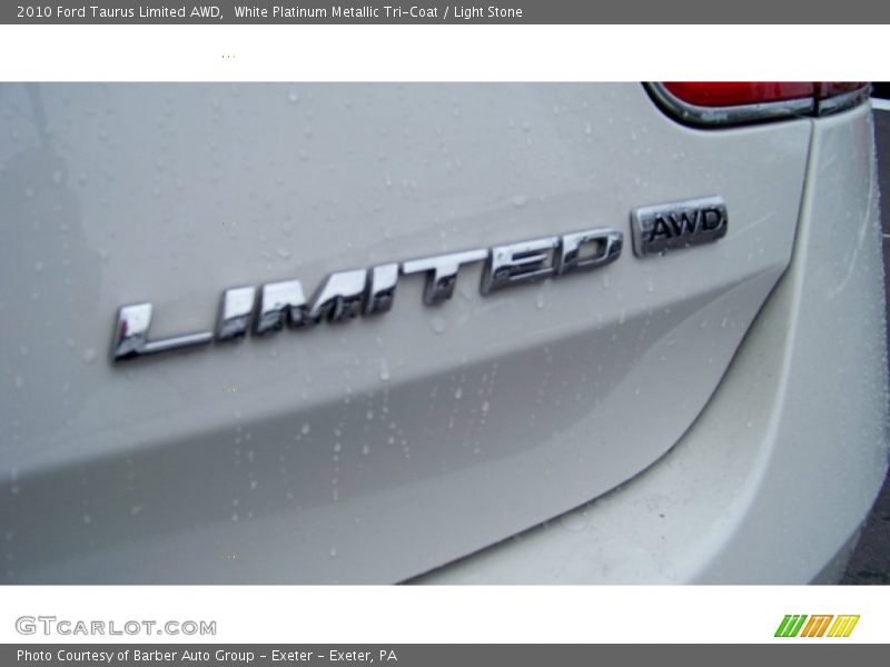 White Platinum Metallic Tri-Coat / Light Stone 2010 Ford Taurus Limited AWD