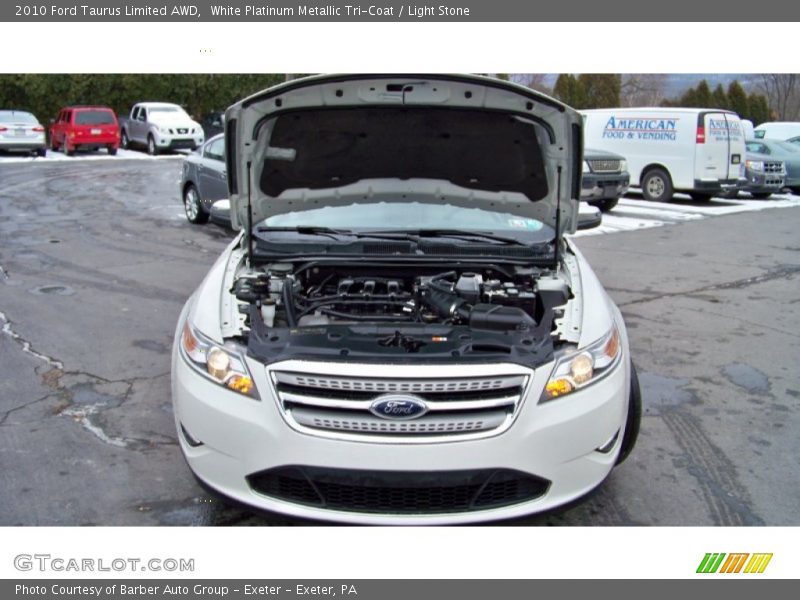 White Platinum Metallic Tri-Coat / Light Stone 2010 Ford Taurus Limited AWD