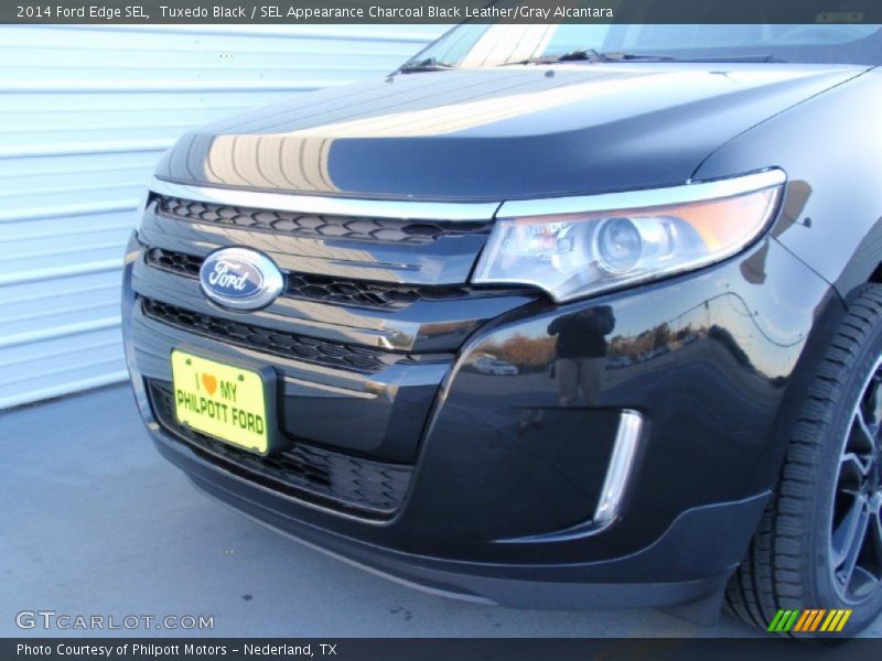 Tuxedo Black / SEL Appearance Charcoal Black Leather/Gray Alcantara 2014 Ford Edge SEL