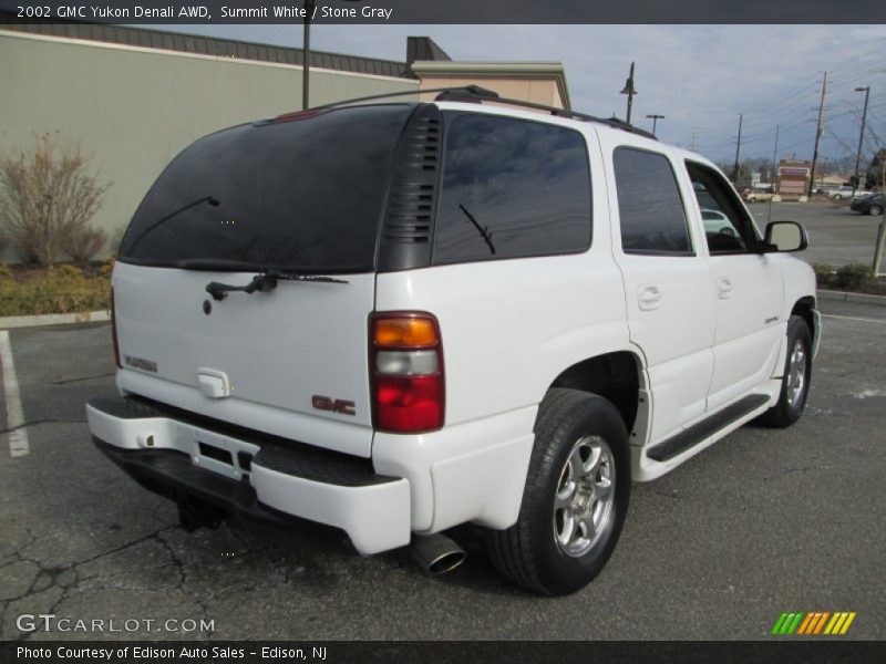 Summit White / Stone Gray 2002 GMC Yukon Denali AWD
