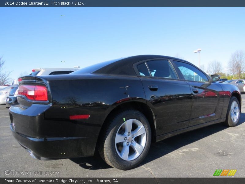 Pitch Black / Black 2014 Dodge Charger SE