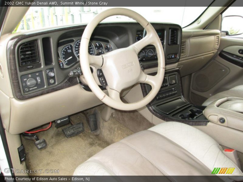 Summit White / Stone Gray 2002 GMC Yukon Denali AWD