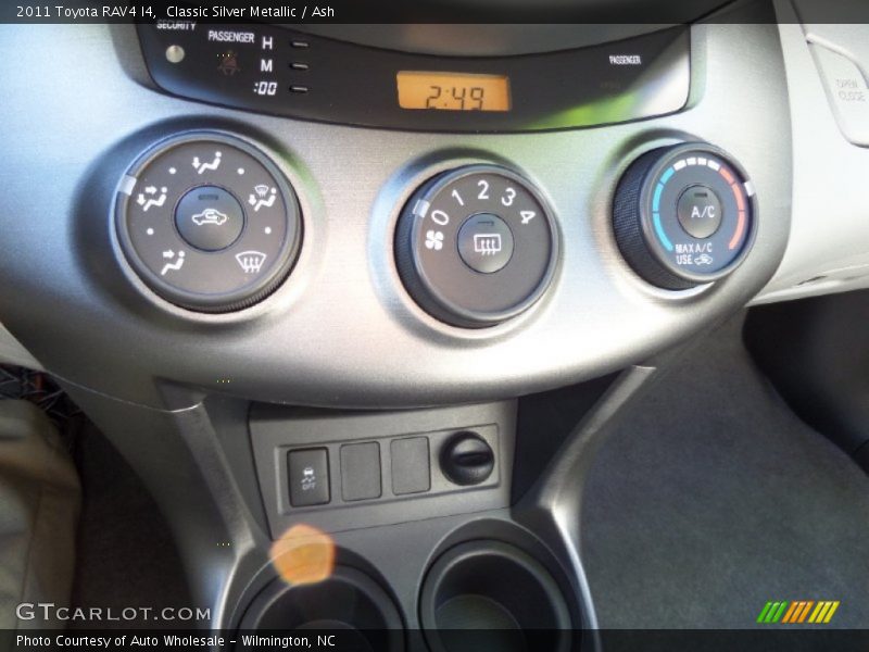 Classic Silver Metallic / Ash 2011 Toyota RAV4 I4