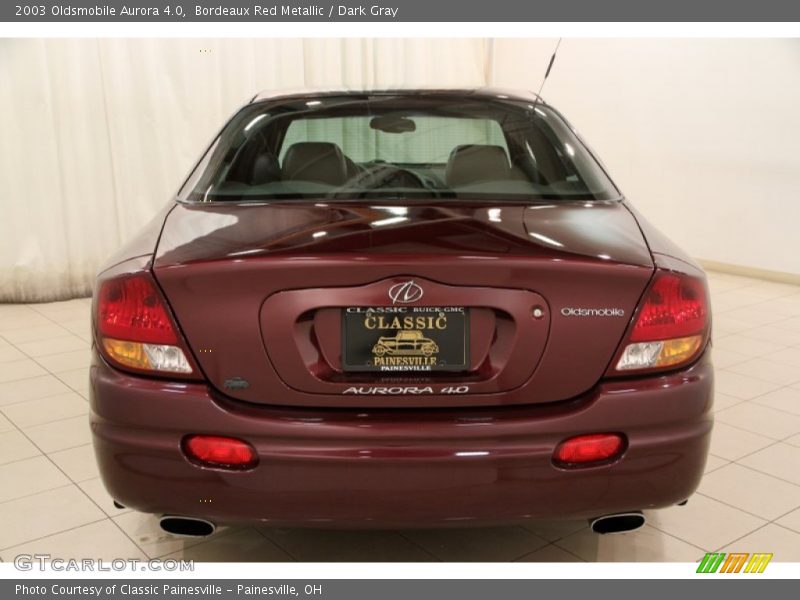 Bordeaux Red Metallic / Dark Gray 2003 Oldsmobile Aurora 4.0