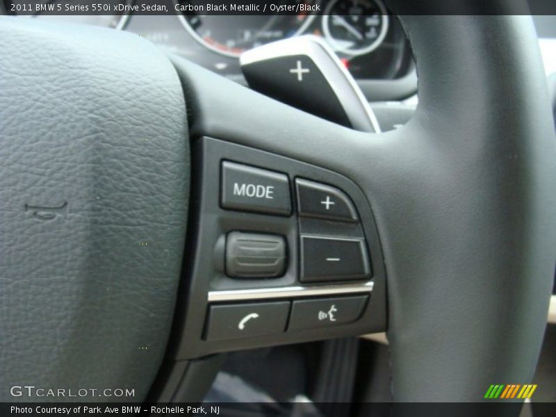 Carbon Black Metallic / Oyster/Black 2011 BMW 5 Series 550i xDrive Sedan