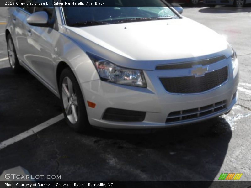 Silver Ice Metallic / Jet Black 2013 Chevrolet Cruze LT