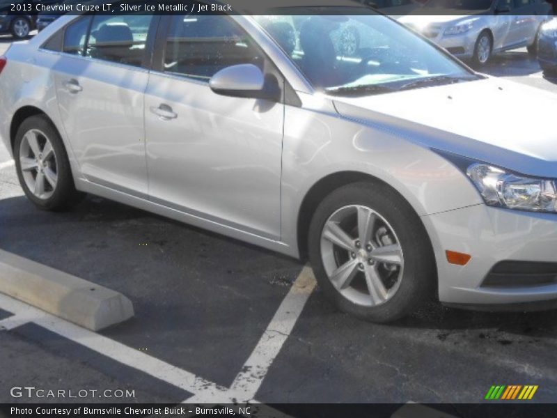 Silver Ice Metallic / Jet Black 2013 Chevrolet Cruze LT