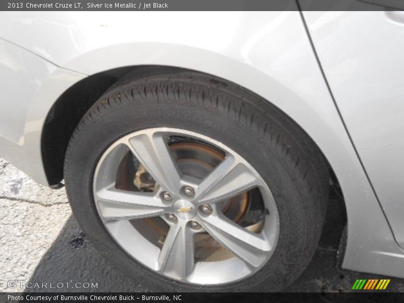 Silver Ice Metallic / Jet Black 2013 Chevrolet Cruze LT