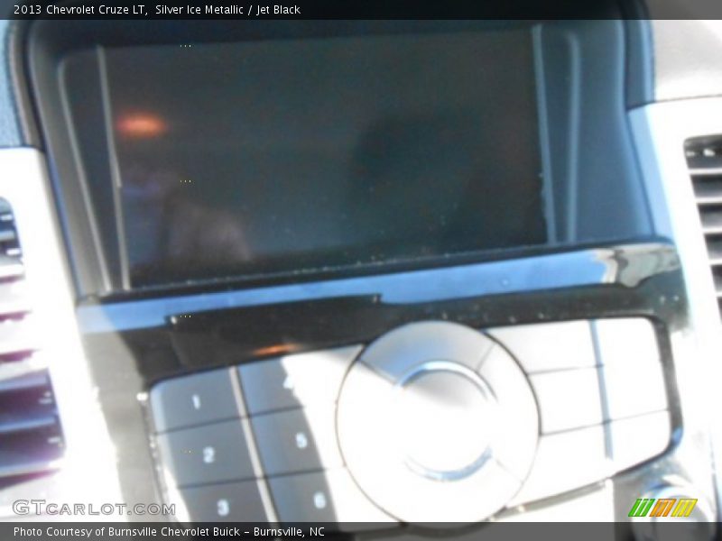 Silver Ice Metallic / Jet Black 2013 Chevrolet Cruze LT