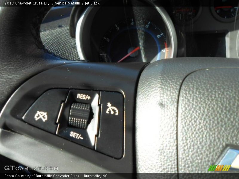 Silver Ice Metallic / Jet Black 2013 Chevrolet Cruze LT