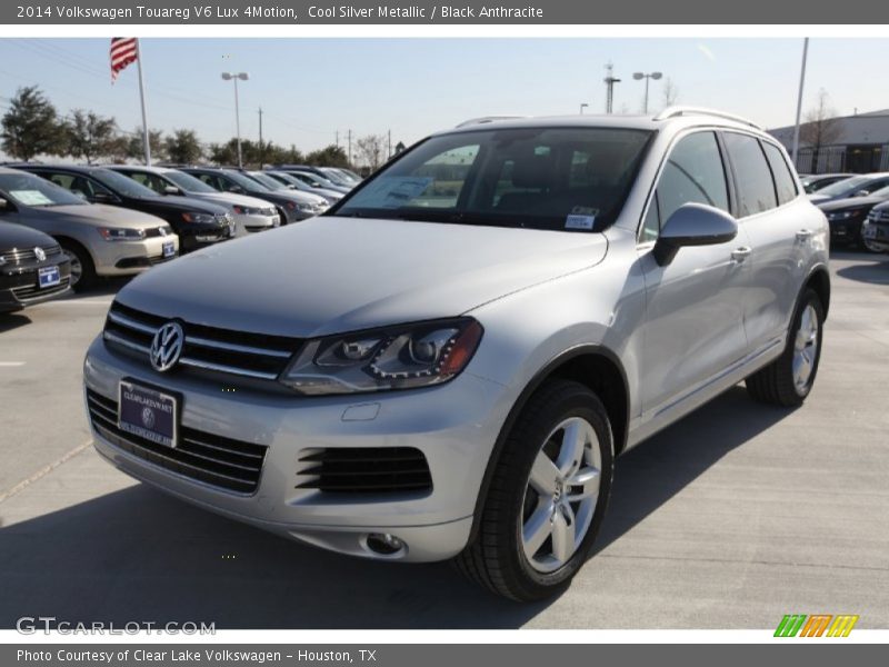 Cool Silver Metallic / Black Anthracite 2014 Volkswagen Touareg V6 Lux 4Motion