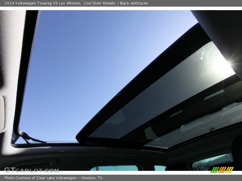 Cool Silver Metallic / Black Anthracite 2014 Volkswagen Touareg V6 Lux 4Motion