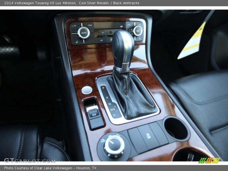 Cool Silver Metallic / Black Anthracite 2014 Volkswagen Touareg V6 Lux 4Motion