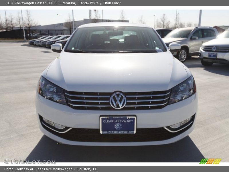Candy White / Titan Black 2014 Volkswagen Passat TDI SEL Premium