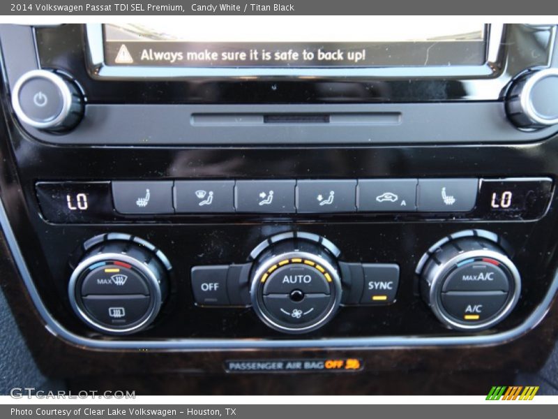 Candy White / Titan Black 2014 Volkswagen Passat TDI SEL Premium