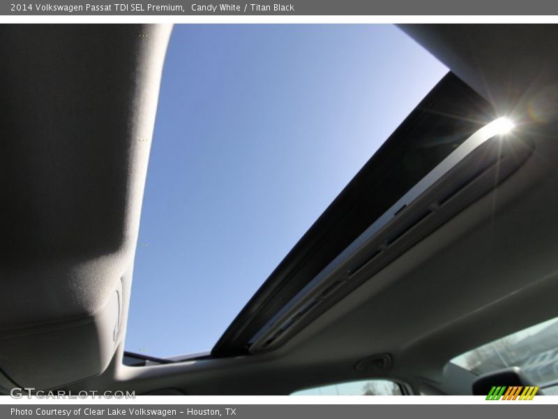 Candy White / Titan Black 2014 Volkswagen Passat TDI SEL Premium