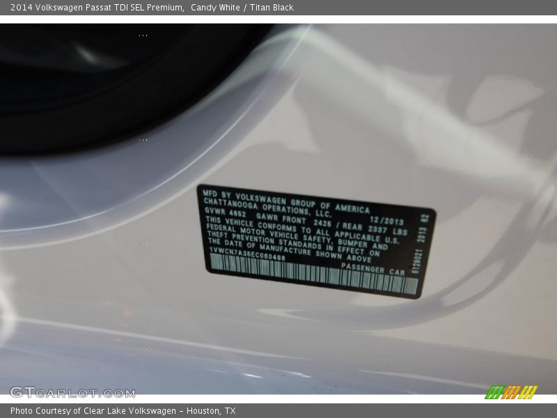 Candy White / Titan Black 2014 Volkswagen Passat TDI SEL Premium