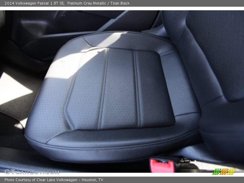 Platinum Gray Metallic / Titan Black 2014 Volkswagen Passat 1.8T SE
