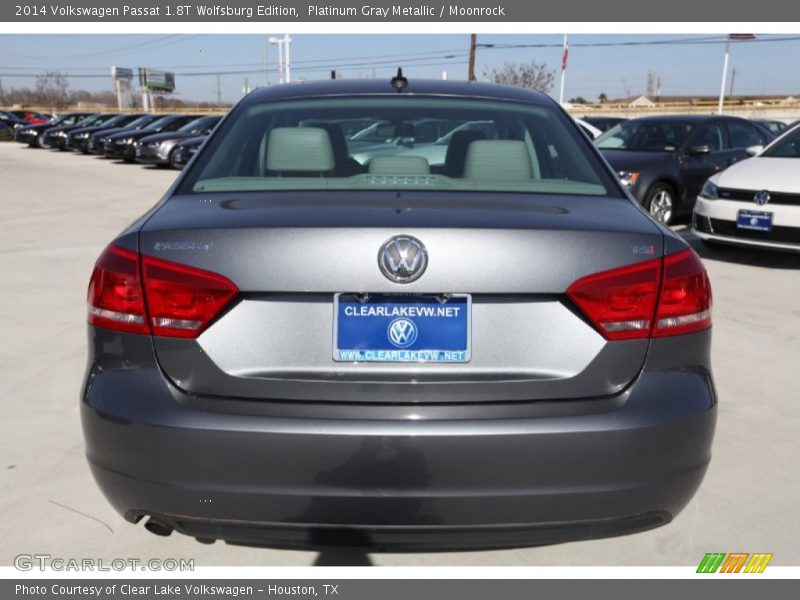Platinum Gray Metallic / Moonrock 2014 Volkswagen Passat 1.8T Wolfsburg Edition