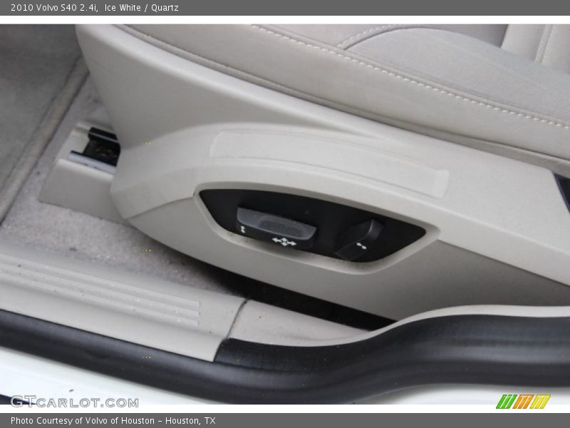 Ice White / Quartz 2010 Volvo S40 2.4i