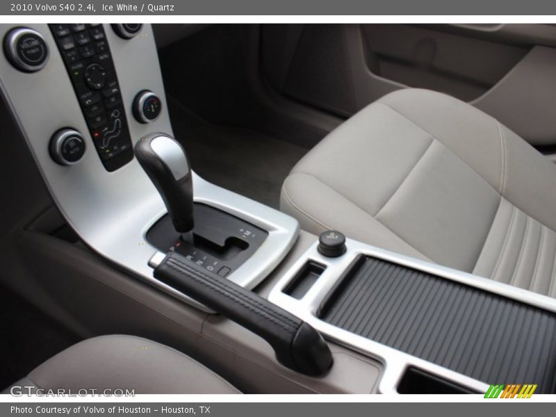 Ice White / Quartz 2010 Volvo S40 2.4i